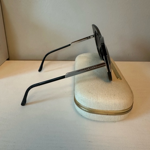 Stella McCartney Cat Eye Sunglasses- Never Worn - Picture 6 of 8